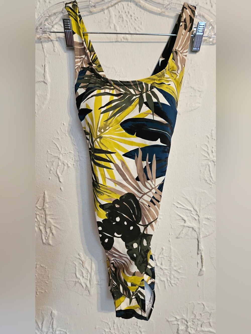 Sexy Floral Criss Cross Back High Leg Women's Swimsuit New Size 2